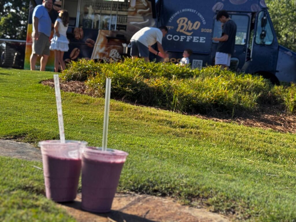 Fresh berry smoothies at an outdoor event